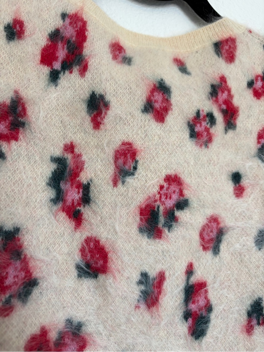 J Crew Brushed Cashmere cropped cardigan in blurry floral - Picture 5 of 7